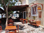 Taverna Soulatso aan het strand van Skala Eressos